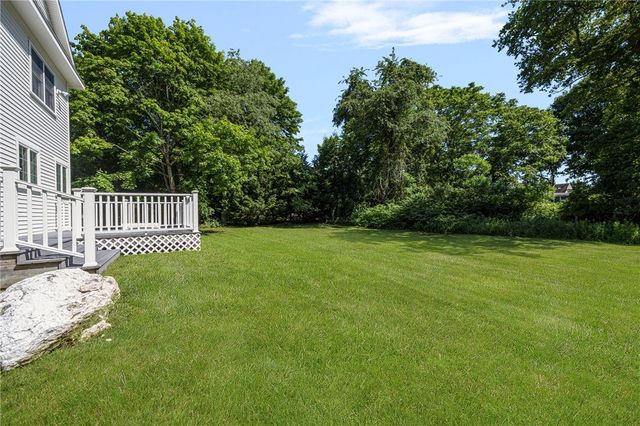 9 Spring Street, Jamestown, RI 02835