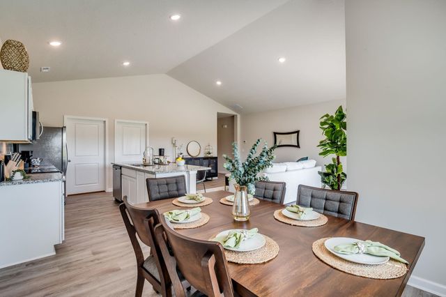 1029 N Forestview St, Wichita, KS 67235