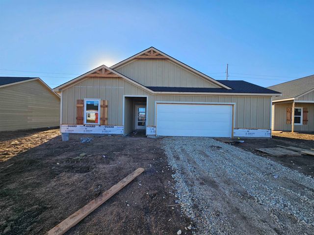 1029 N Forestview St, Wichita, KS 67235