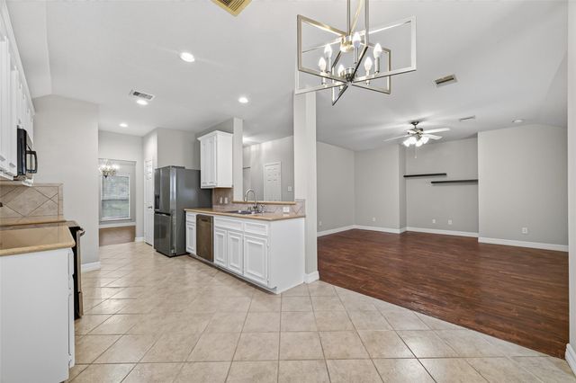 12835 Cooper Breaks Drive, Humble, TX 77346