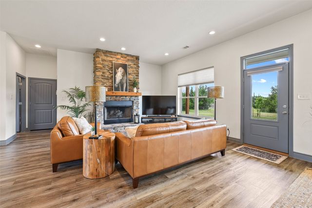 5464 County Road 1120, Farmersville, TX 75442