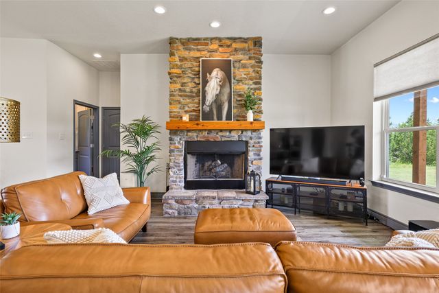 5464 County Road 1120, Farmersville, TX 75442