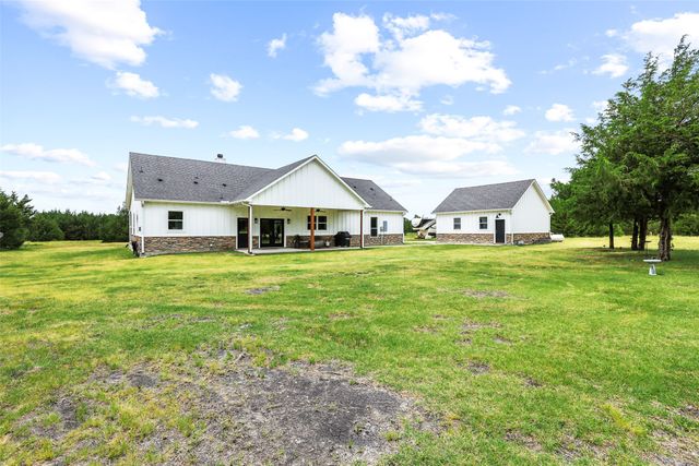 5464 County Road 1120, Farmersville, TX 75442
