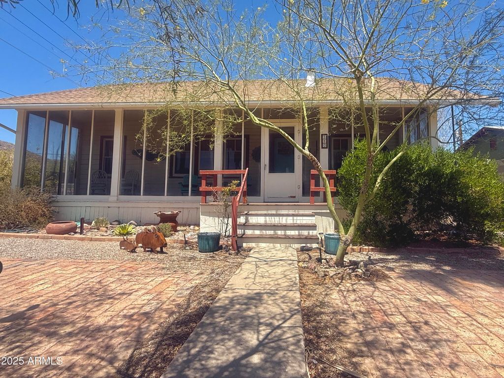 Image 1 of property listing at 340 W LA MINA Avenue, Ajo, AZ 85321