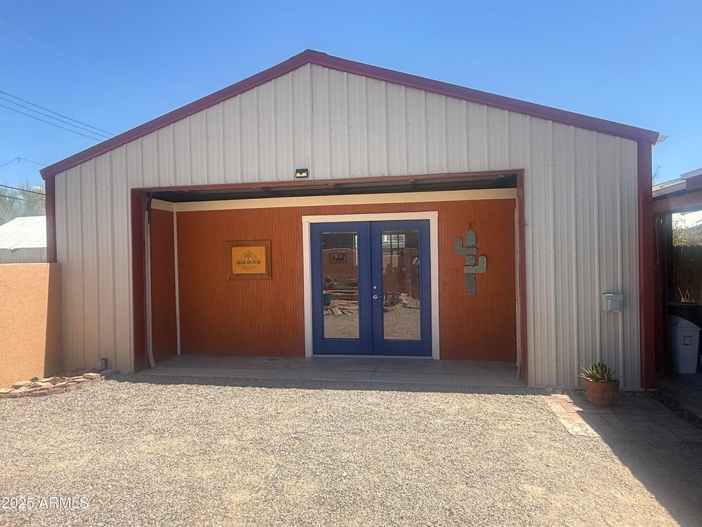 Image 16 of property listing at 340 W LA MINA Avenue, Ajo, AZ 85321