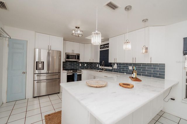 403 BIGSTAFF COURT, Winter Haven, FL 33884