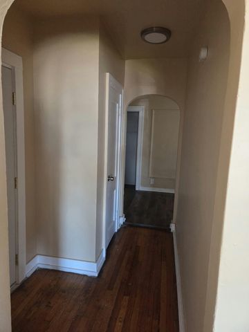 11255 Charlemagne Street, Detroit, MI 48213