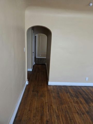 11255 Charlemagne Street, Detroit, MI 48213