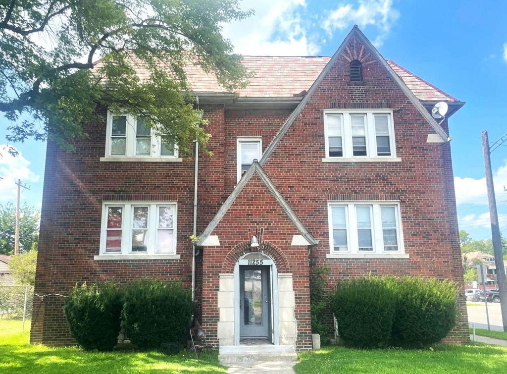 11255 Charlemagne Street, Detroit, MI 48213