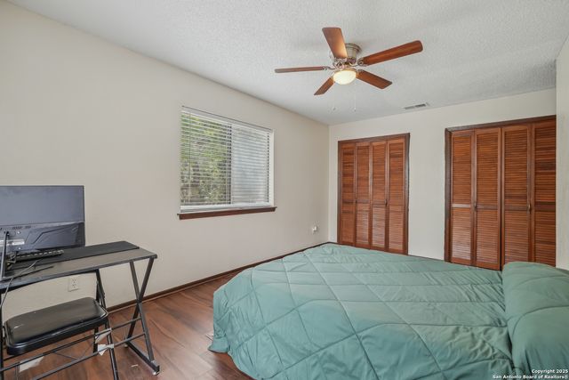 331 Whisper Wood, San Antonio, TX 78216