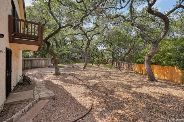 331 Whisper Wood, San Antonio, TX 78216