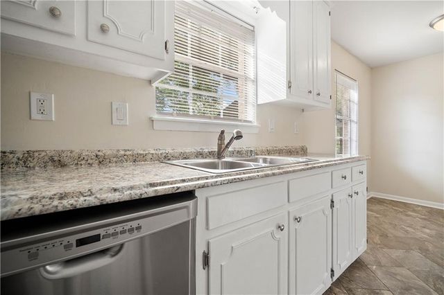 705 Oak Field Drive, Mobile, AL 36609