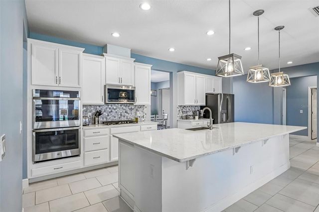 398 CHEEOTA COURT, Minneola, FL 34715