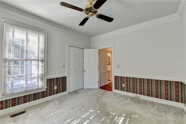 2859 Village Court, Gainesville, GA 30506