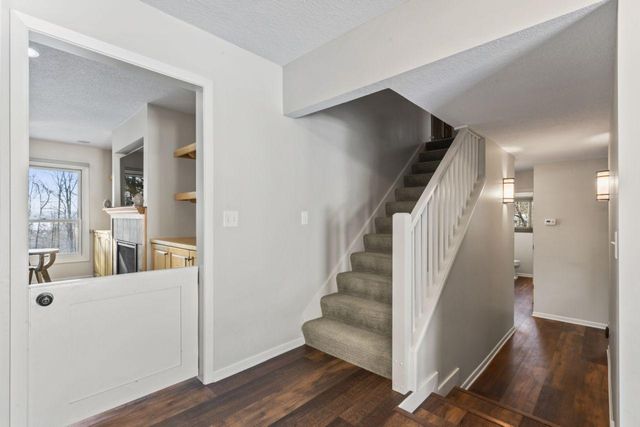 6320 Oak Meadow Lane NW, Rochester, MN 55901