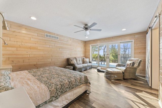 6320 Oak Meadow Lane NW, Rochester, MN 55901