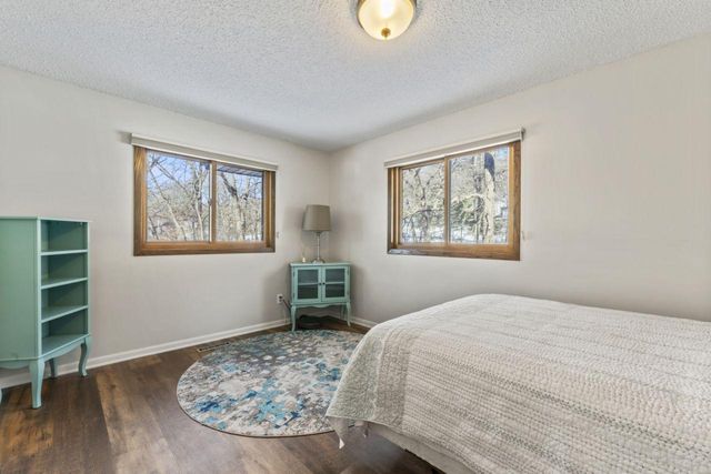 6320 Oak Meadow Lane NW, Rochester, MN 55901