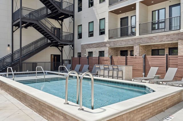 1014 16th Ave S Unit 104, Nashville, TN 37212