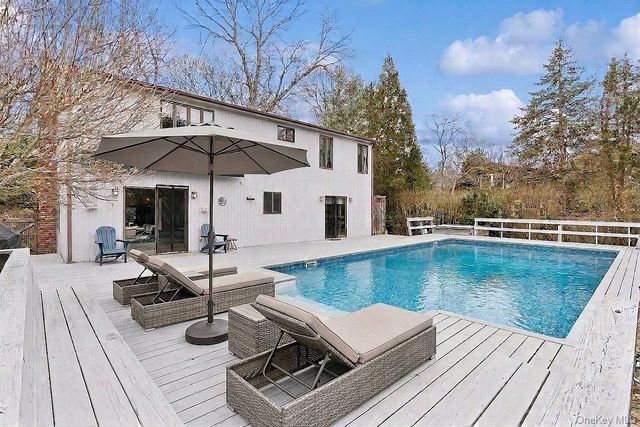 16 Argyle Lane, East Hampton, NY 11937