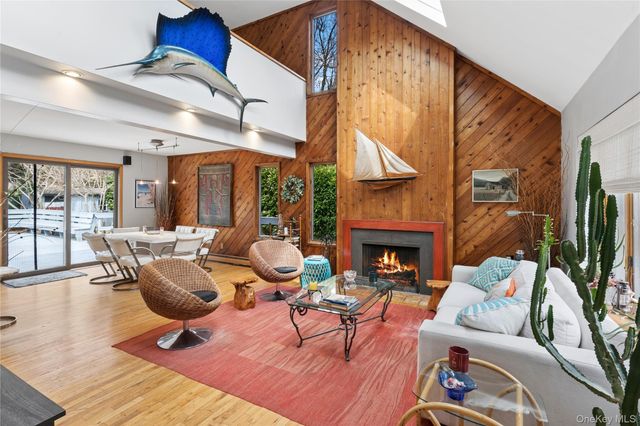 16 Argyle Lane, East Hampton, NY 11937