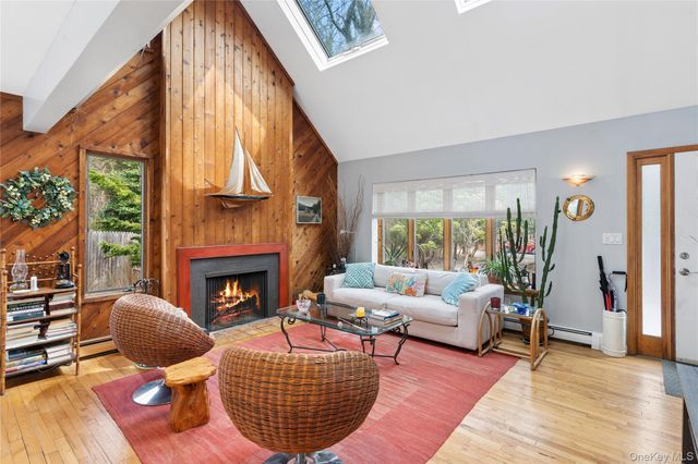 16 Argyle Lane, East Hampton, NY 11937