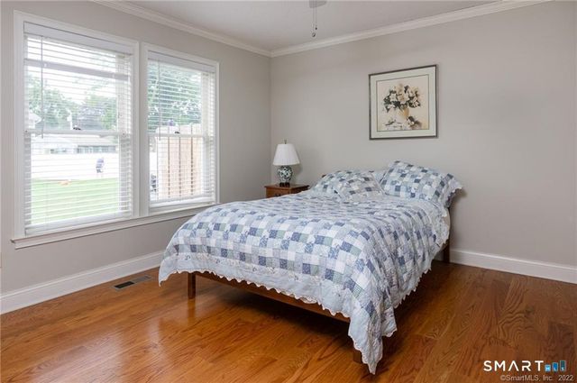 5 Mariners Way, Branford, CT 06405