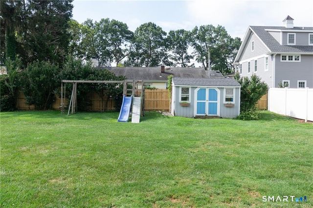 5 Mariners Way, Branford, CT 06405