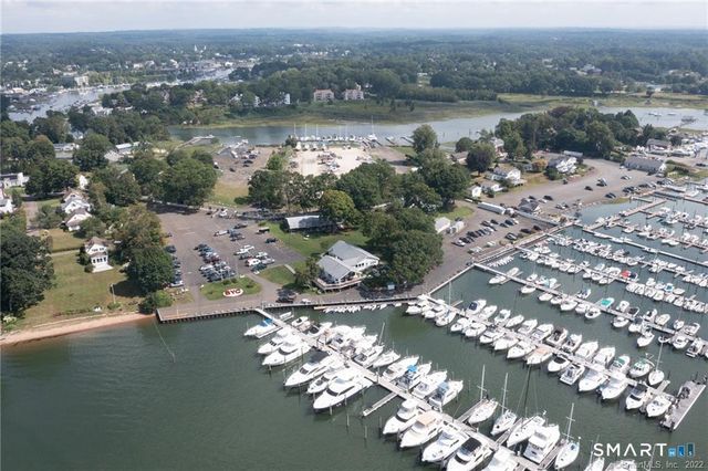 5 Mariners Way, Branford, CT 06405