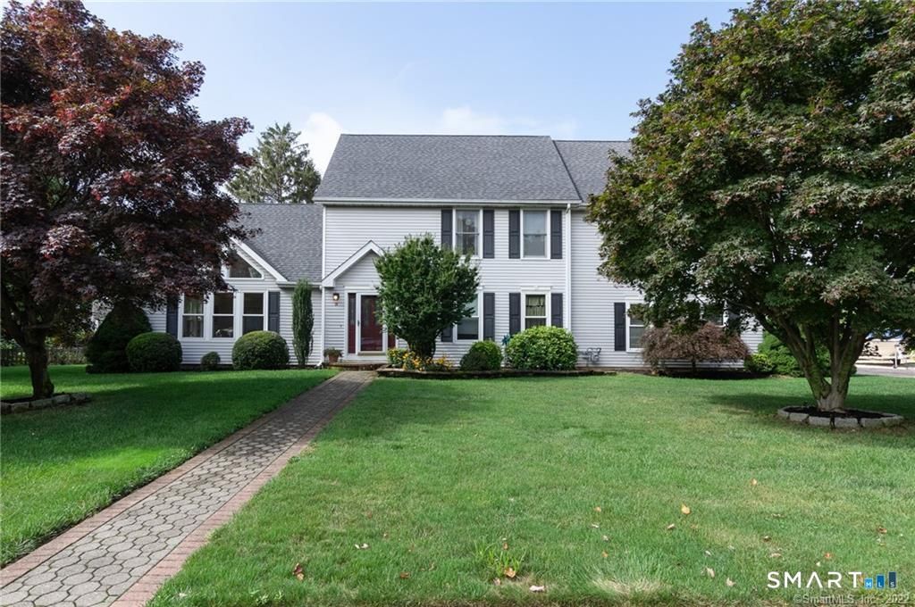 5 Mariners Way, Branford, CT 06405