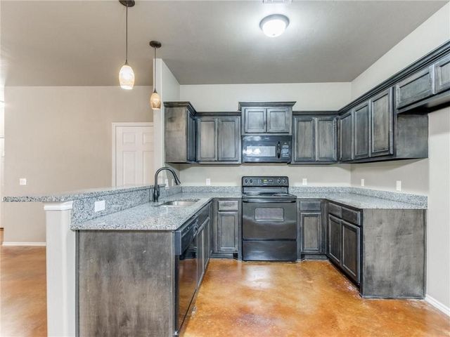 824 Aspen Drive, Kingfisher, OK 73750