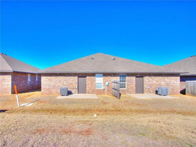 824 Aspen Drive, Kingfisher, OK 73750