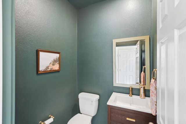 3044 Le Bourget Ln, Lincoln, CA 95648