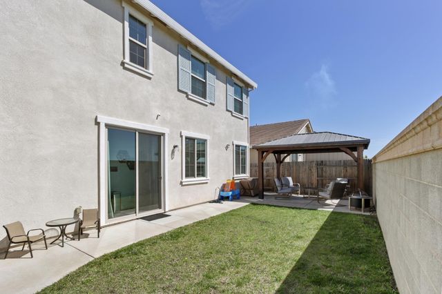 3044 Le Bourget Ln, Lincoln, CA 95648