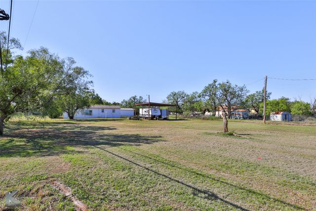 410 Morgan Street, Tye, TX 79563