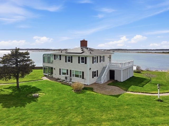 36 Alder Street, Fairhaven, MA 02719