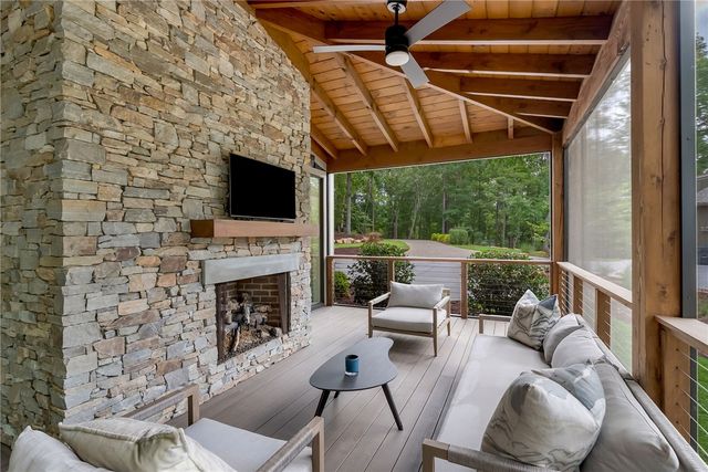 104 Windy Knob Trail, Six Mile, SC 29682