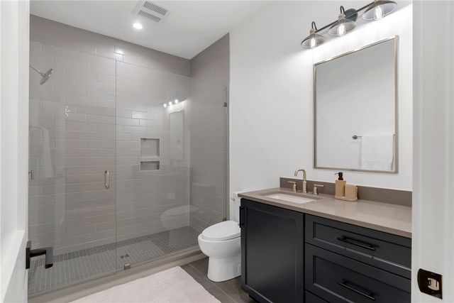 104 Windy Knob Trail, Six Mile, SC 29682