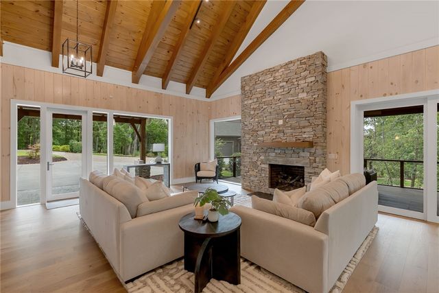 104 Windy Knob Trail, Six Mile, SC 29682