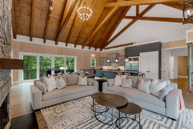 104 Windy Knob Trail, Six Mile, SC 29682