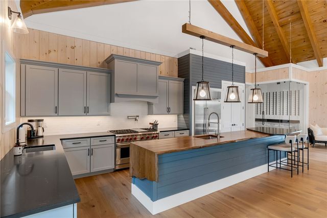 104 Windy Knob Trail, Six Mile, SC 29682