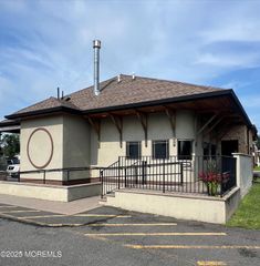 26 State Route 36, North Middletown, NJ 07748