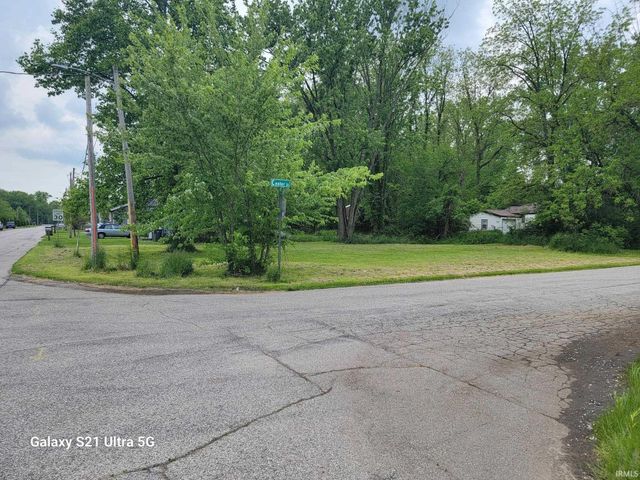 323 OLIVE Street, Goshen, IN 46528