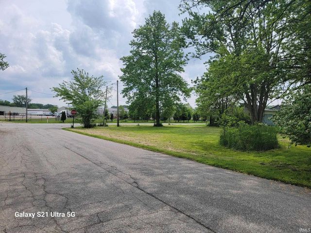 323 OLIVE Street, Goshen, IN 46528