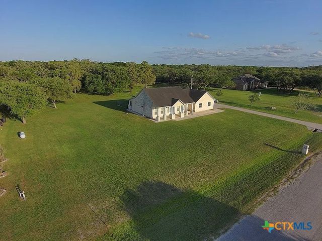 56 Post Oak Jct, Inez, TX 77968