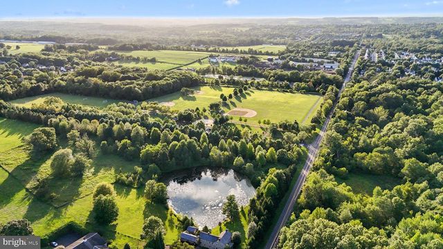 3689 HANCOCK LN, Doylestown, PA 18902