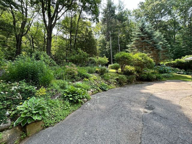 16 Yale Rd, Hopkinton, MA 01748