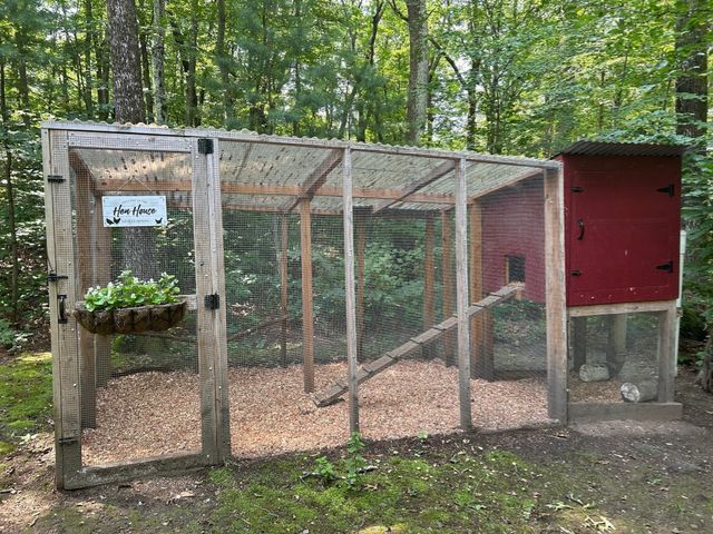 16 Yale Rd, Hopkinton, MA 01748