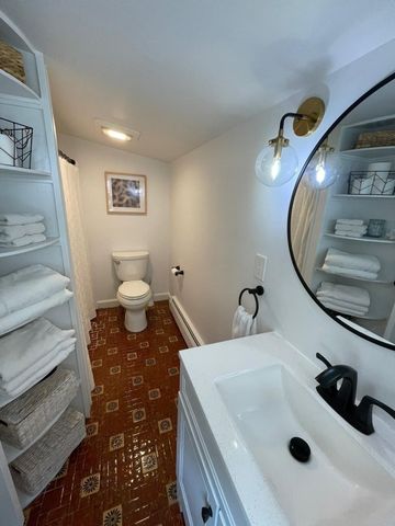 16 Yale Rd, Hopkinton, MA 01748