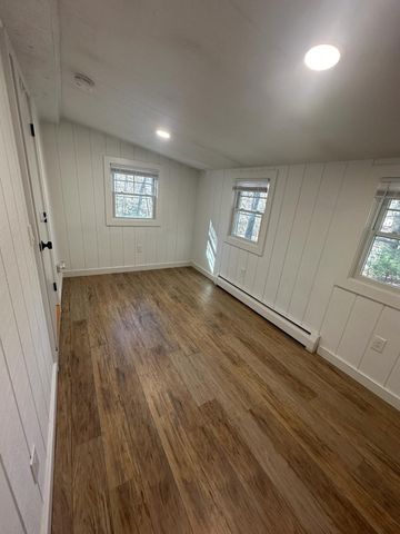 16 Yale Rd, Hopkinton, MA 01748