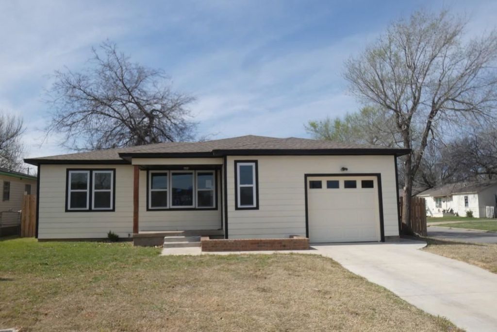 2510 NW 15th St, Lawton, OK 73507